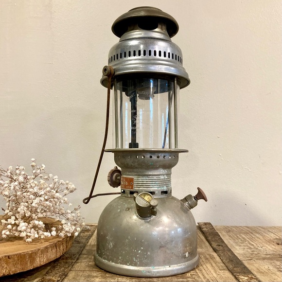 Vintage Other - Aida Express 1500 Record 500CP Kerosene Lantern Vintage Rustic Decor Lamp